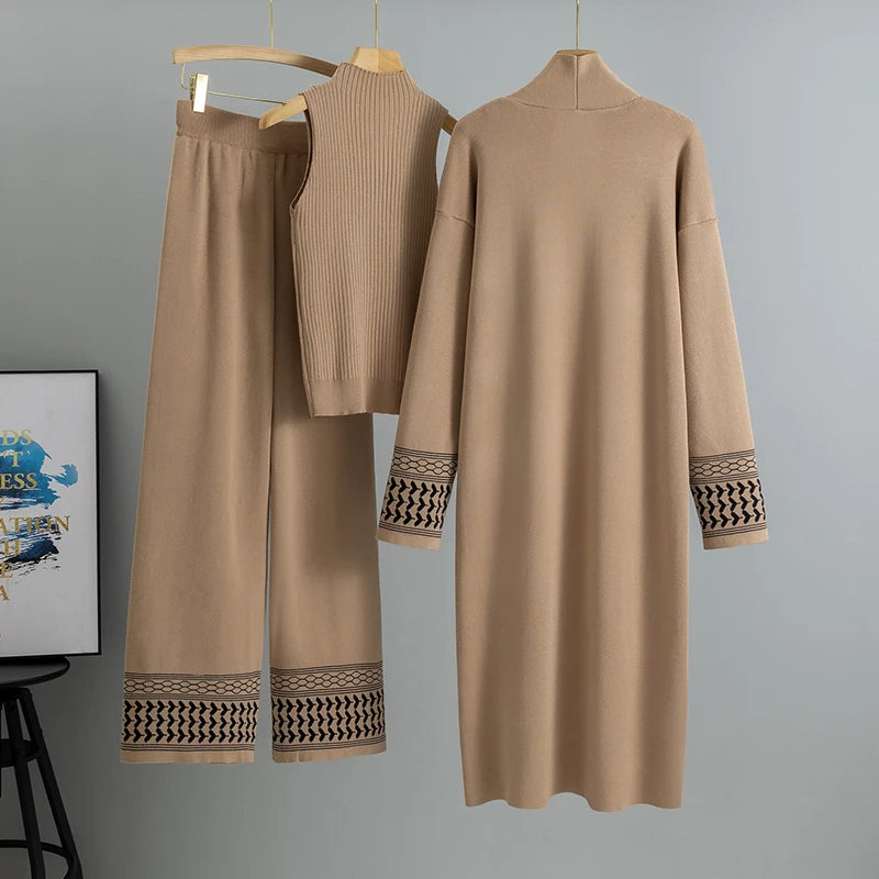 Fashionable Three Piece Knitted Lounge Set