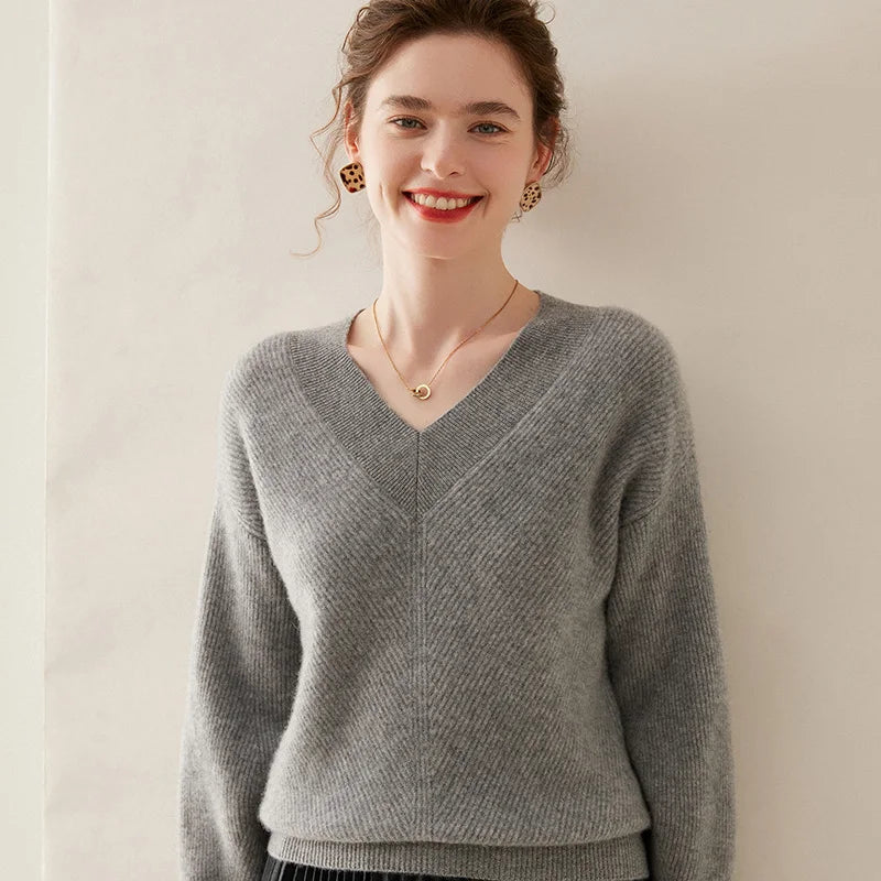  Chic Cashmere V-Neck Knit Sweater