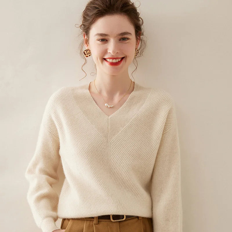  Chic Cashmere V-Neck Knit Sweater