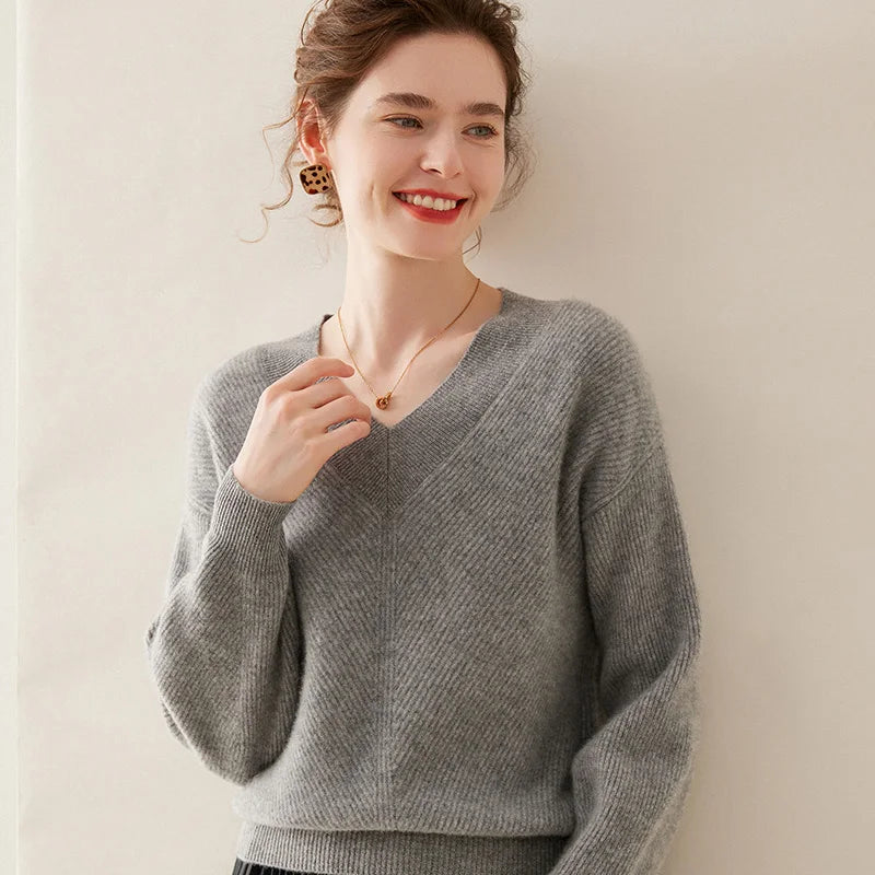  Chic Cashmere V-Neck Knit Sweater