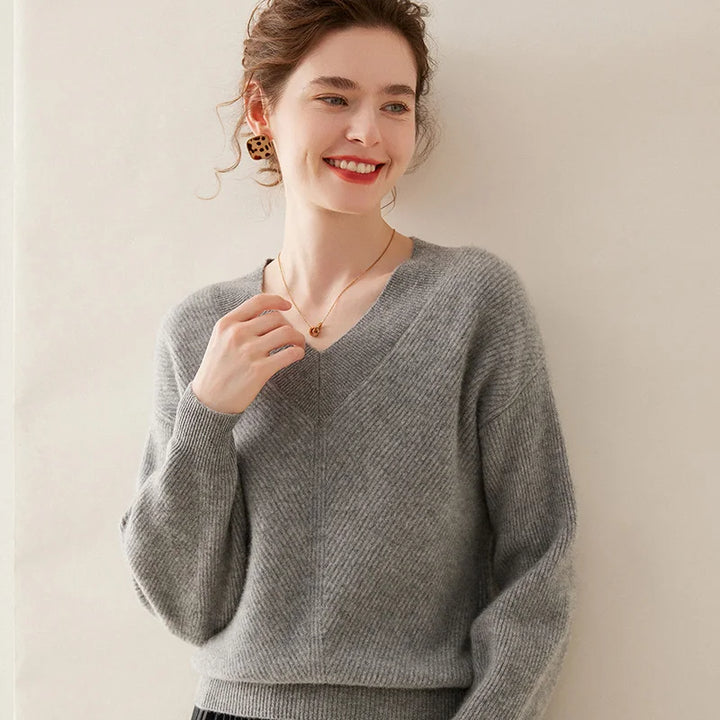  Chic Cashmere V-Neck Knit Sweater
