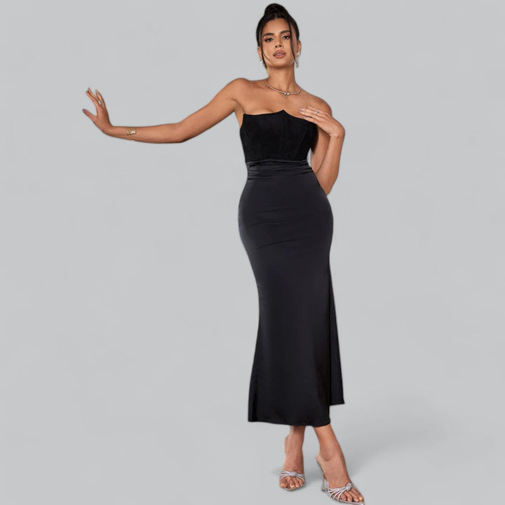 Chic Strapless Velvet Corset Maxi Dress