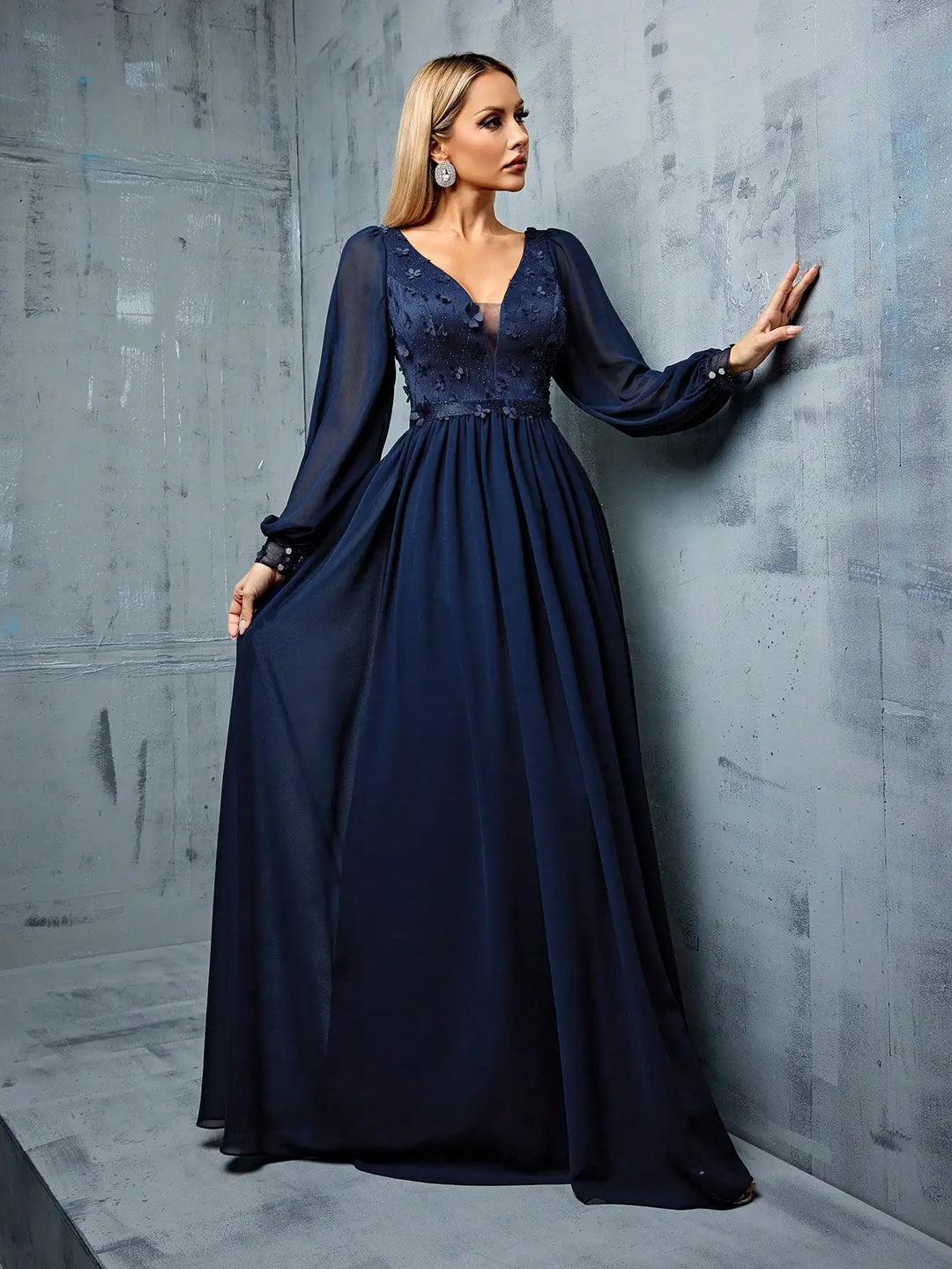 Elegant Long Sleeve Evening Gown Dress
