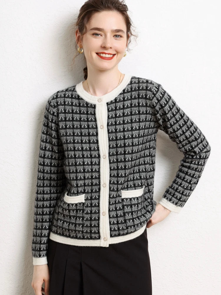 Elegant Patterned Cashmere Knit Cardigan