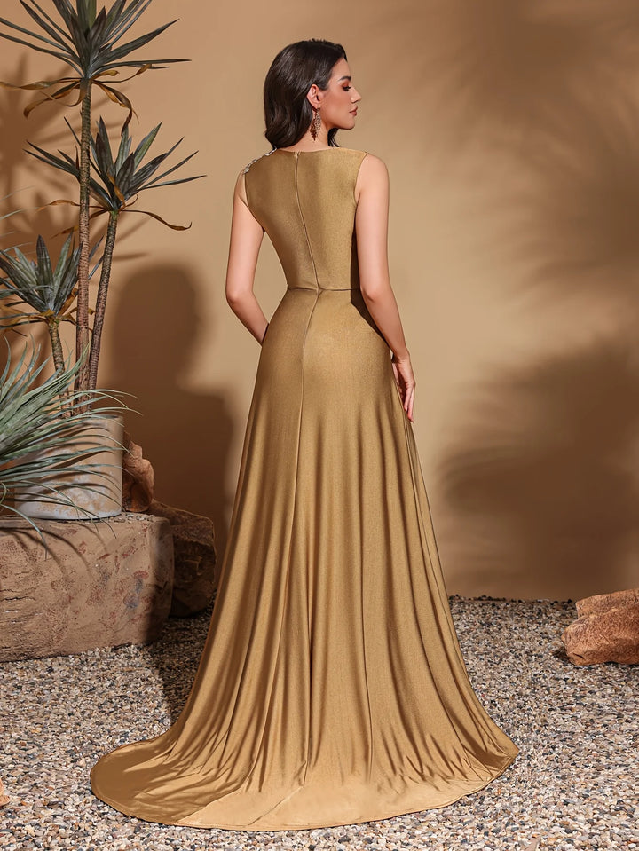 Elegant Sleeveless Maxi Evening Dress