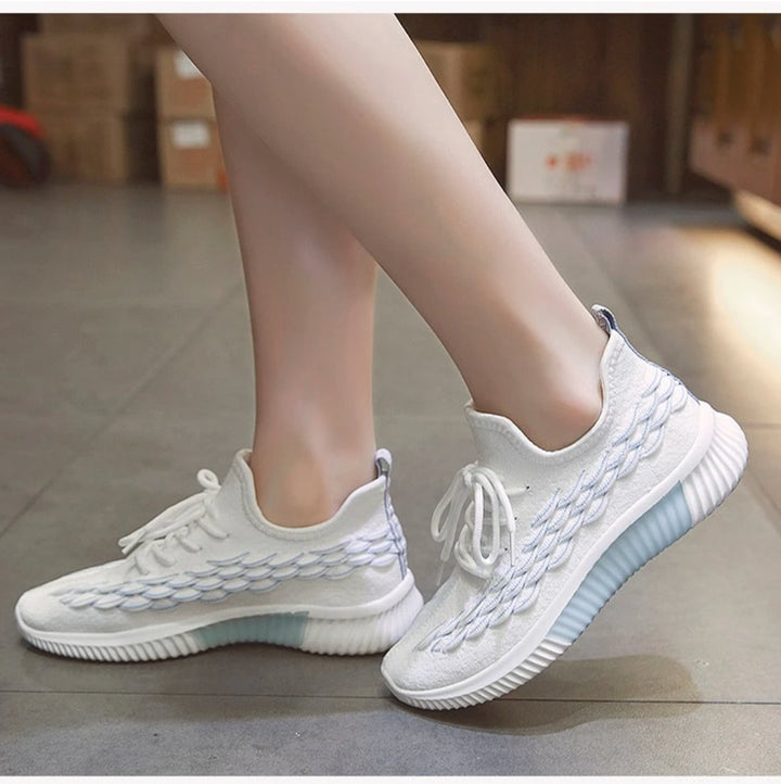 Flexible Vulcanised Mesh Running Shoe