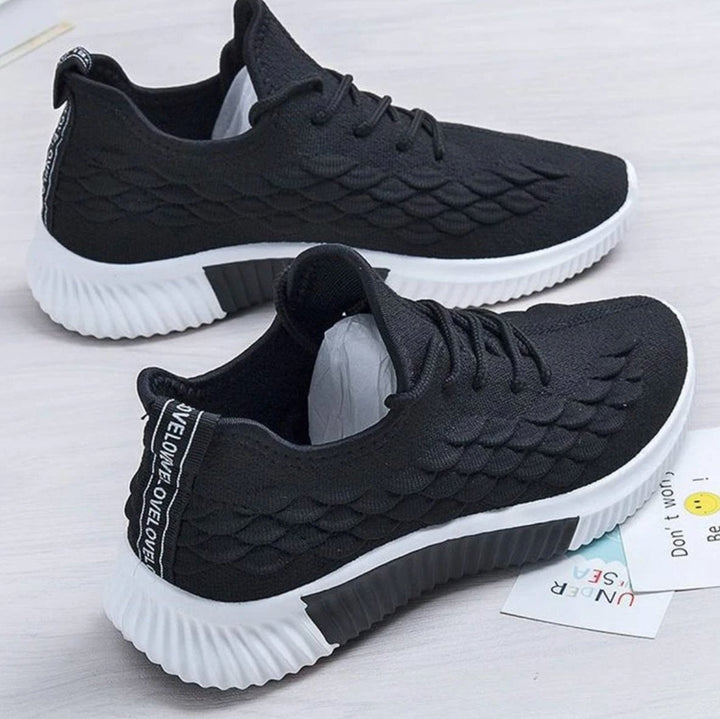 Flexible Vulcanised Mesh Running Shoe