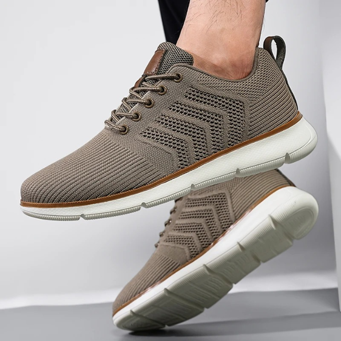 Men's Lightweight Breathable Knit Sneakers