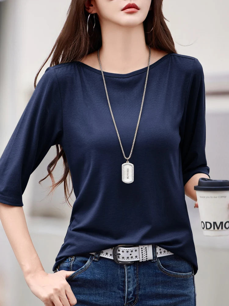 Minimalist Half-Sleeve Knit Blouse