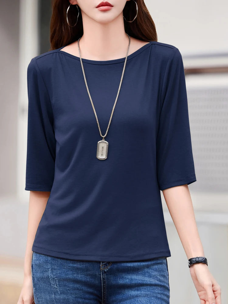 Minimalist Half-Sleeve Knit Blouse
