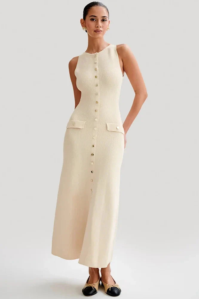 Old Money Sleeveless Maxi Buttoned Dress