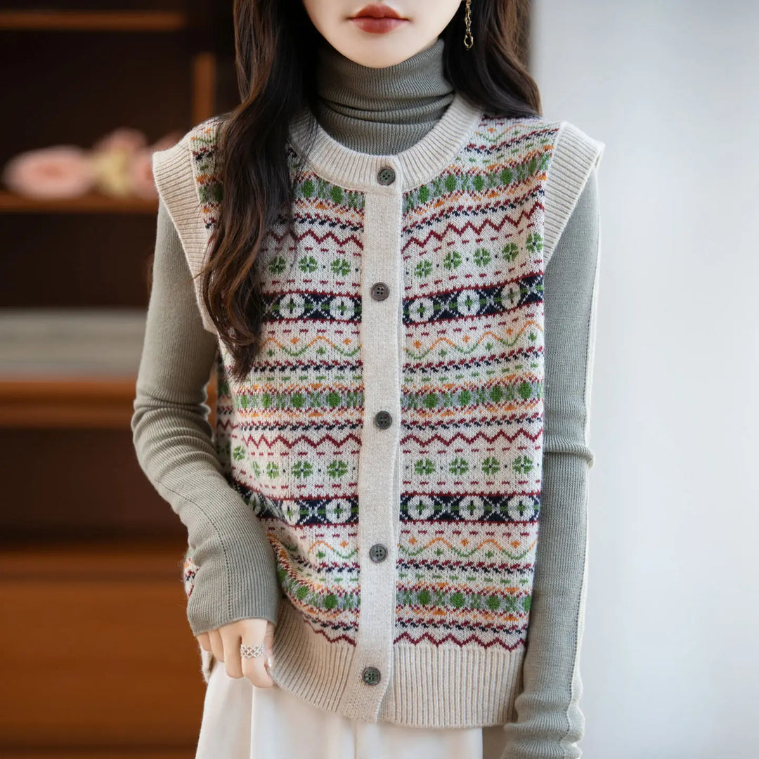  Sleeveless Fair Isle Knit Cardigan