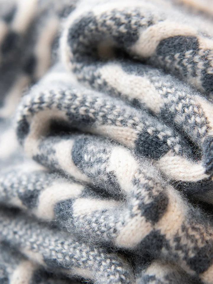 Textured Knit Cashmere Crewneck Sweater