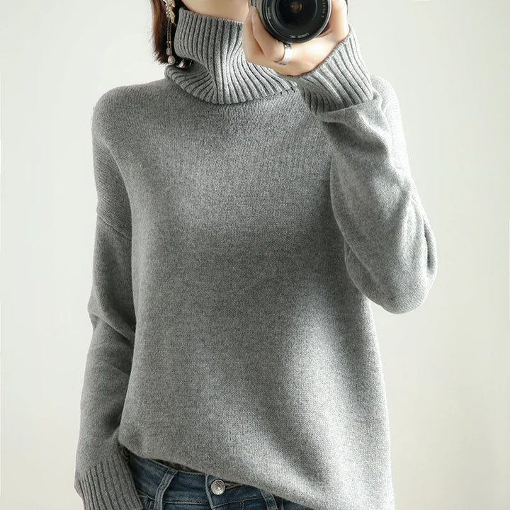 Vera | Women's Pure Wool Turtleneck Knit Sweater