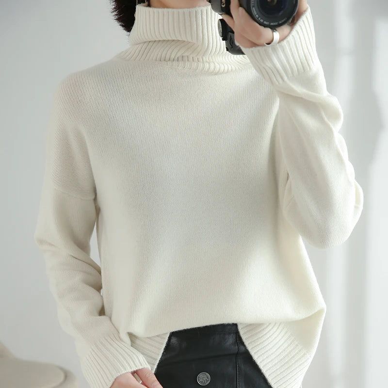 Vera | Women's Pure Wool Turtleneck Knit Sweater
