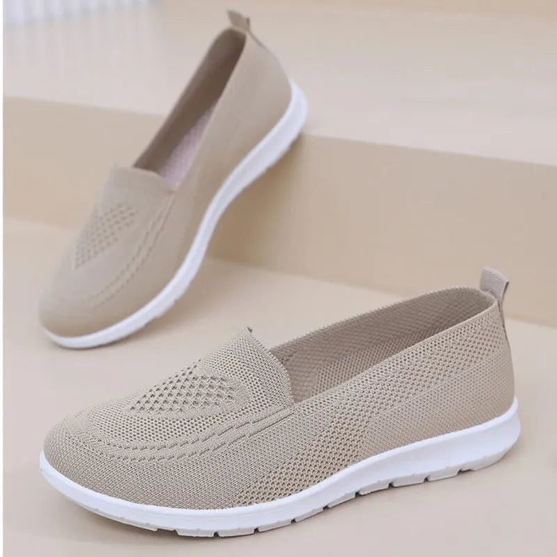 Women's Breathable Knit Flats Lightweight Walking Shoes