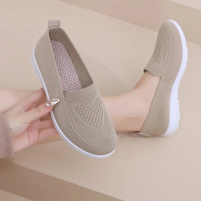 Women's Breathable Knit Flats Lightweight Walking Shoes