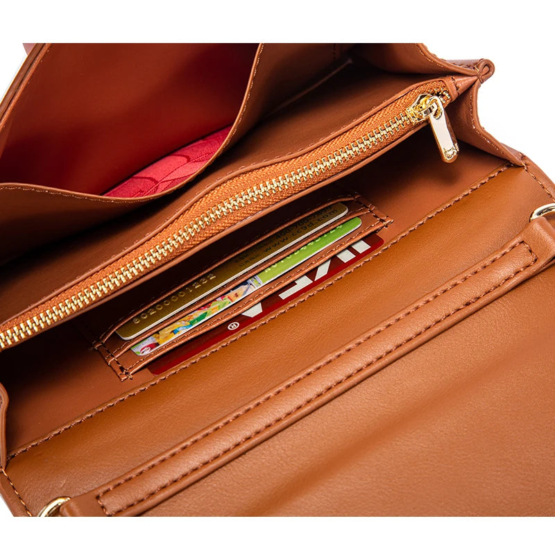 Women's Small Chain Magnetic Shoulder Bag